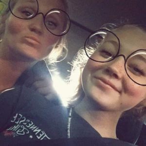 Meet your Posher, Corie